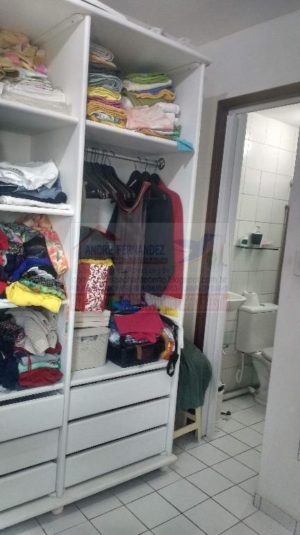 Apartamento à venda com 2 quartos, 75m² - Foto 18