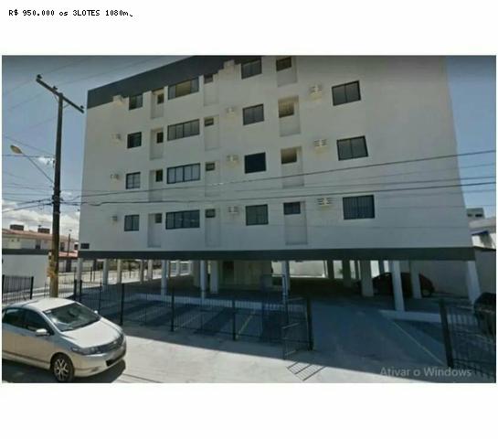 Apartamento à venda com 2 quartos, 64m² - Foto 2