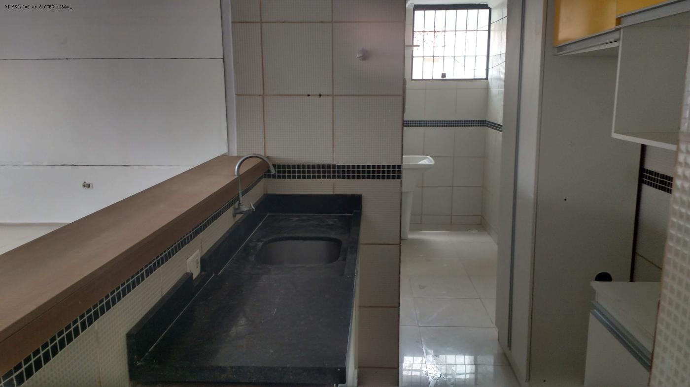 Apartamento à venda com 2 quartos, 64m² - Foto 12