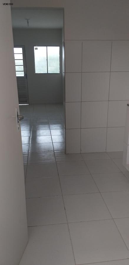 Apartamento à venda com 2 quartos, 60m² - Foto 16