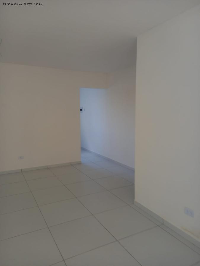 Casa à venda com 3 quartos, 102m² - Foto 11