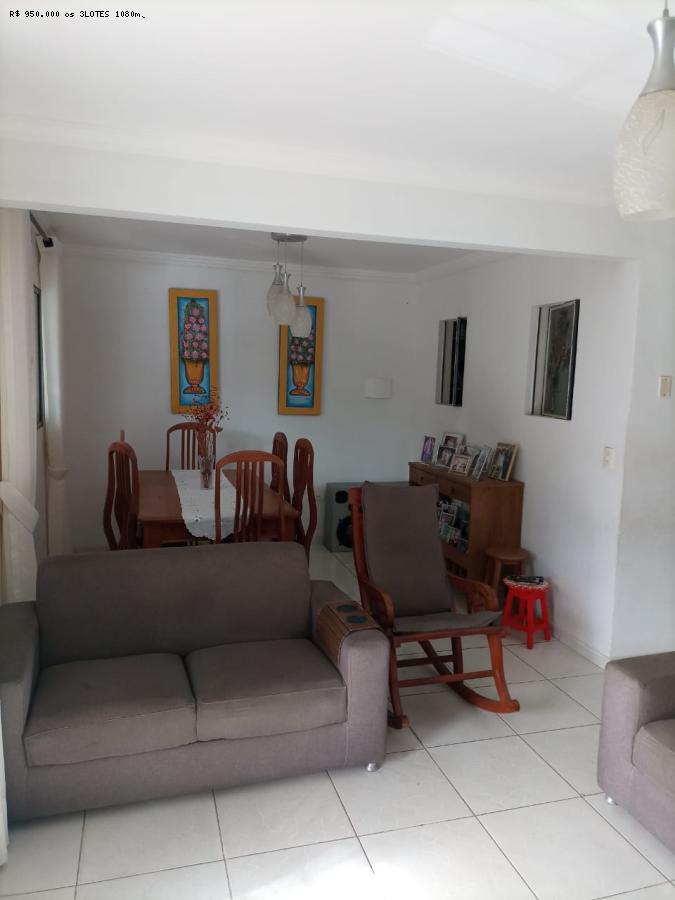 Casa à venda com 4 quartos, 180m² - Foto 9