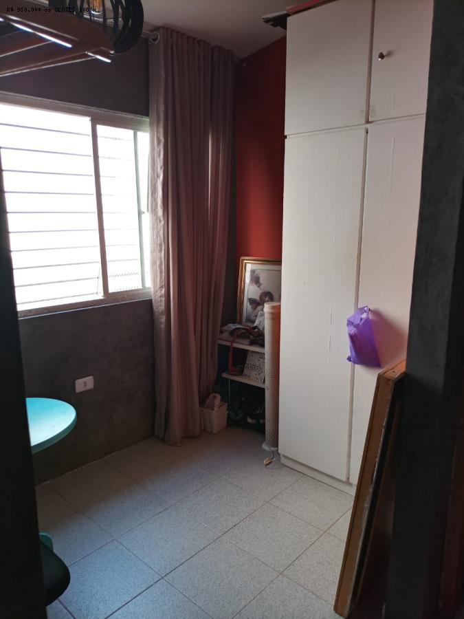 Casa à venda com 4 quartos, 180m² - Foto 5