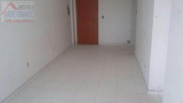 Apartamento à venda com 2 quartos, 60m² - Foto 4