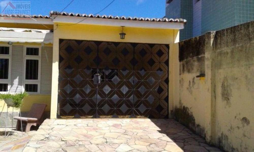 Casa à venda com 3 quartos, 170m² - Foto 2