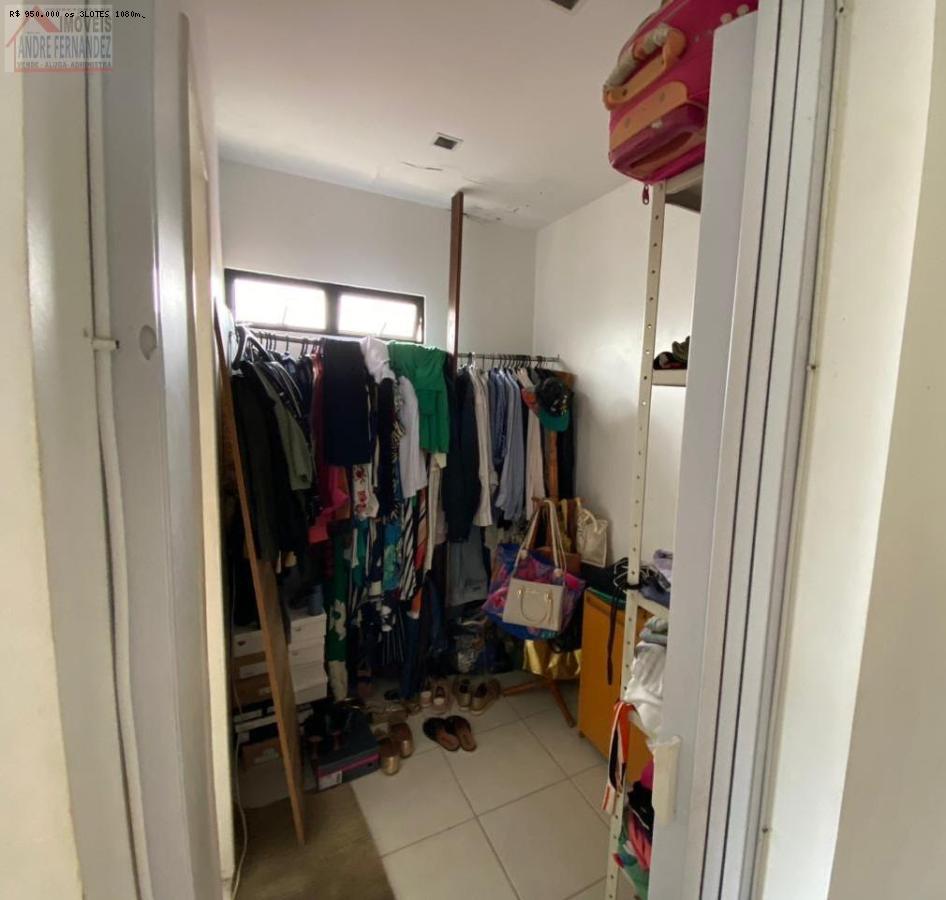 Casa à venda com 6 quartos, 340m² - Foto 16