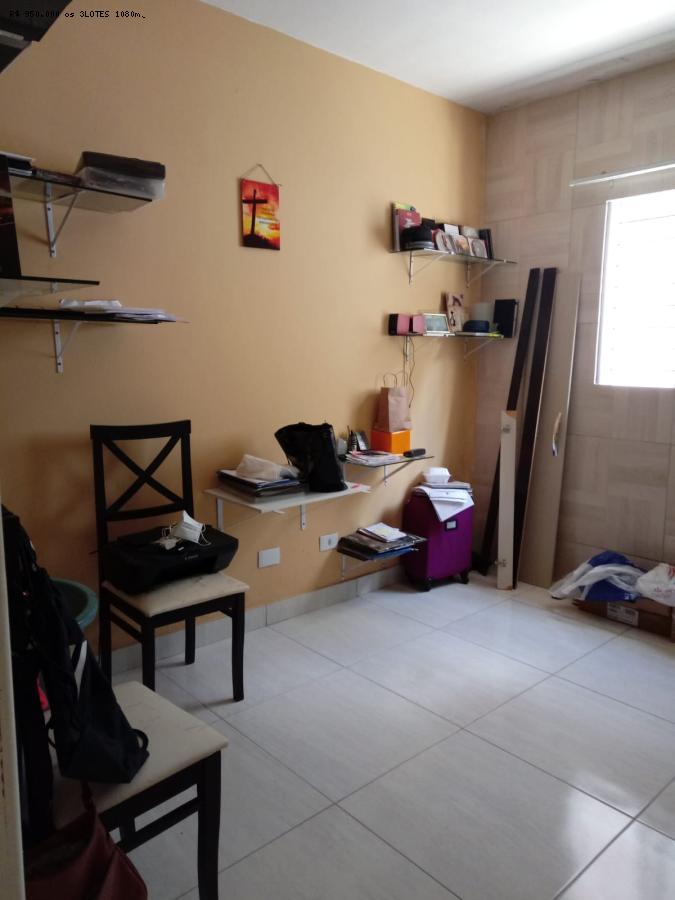 Casa à venda com 3 quartos, 90m² - Foto 15