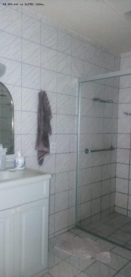 Sobrado à venda com 8 quartos, 200m² - Foto 4