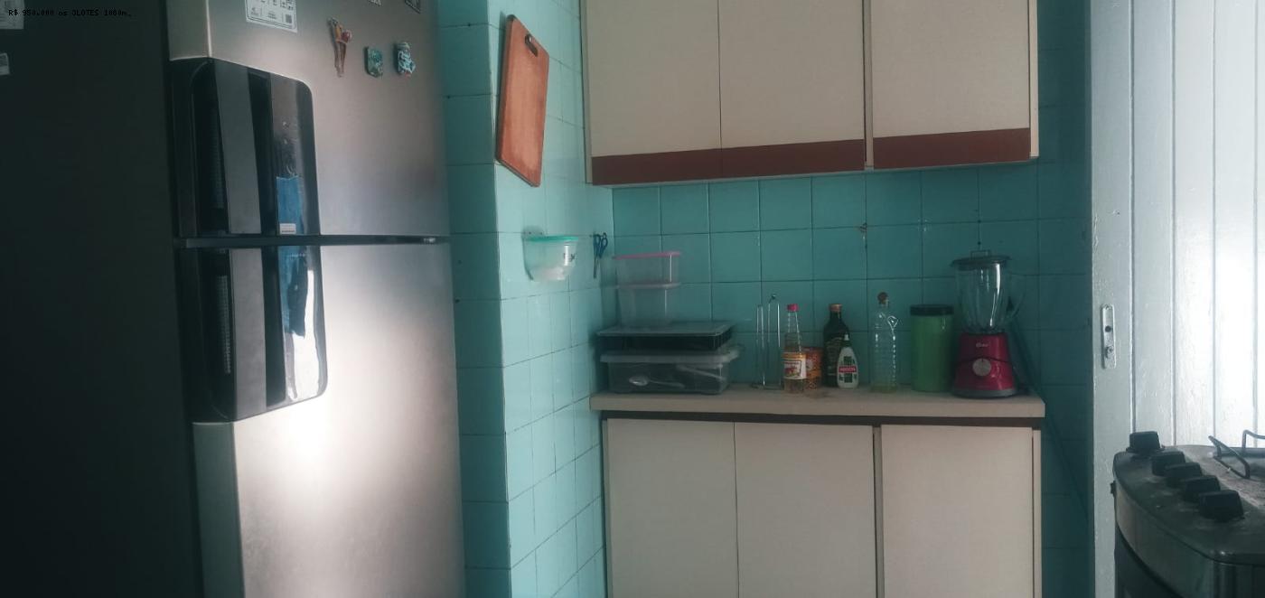 Sobrado à venda com 8 quartos, 200m² - Foto 13