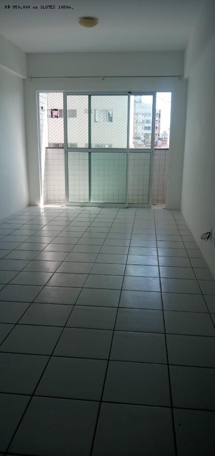 Apartamento à venda com 3 quartos, 75m² - Foto 17