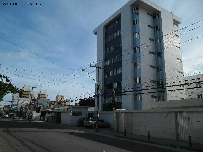 Apartamento à venda com 3 quartos, 116m² - Foto 9